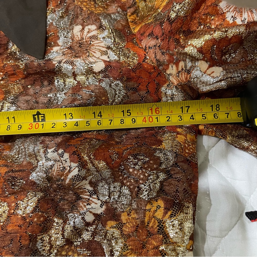 Vintage Floral Brown Women's Top with Ruffled Sleeves - Picture 6 of 6